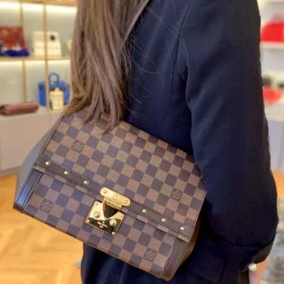 ‼️RARE❤️Louis Vuitton Damier Ebene shoulder bag studded LV handbag LV trunk bag - Picture 11 of 17